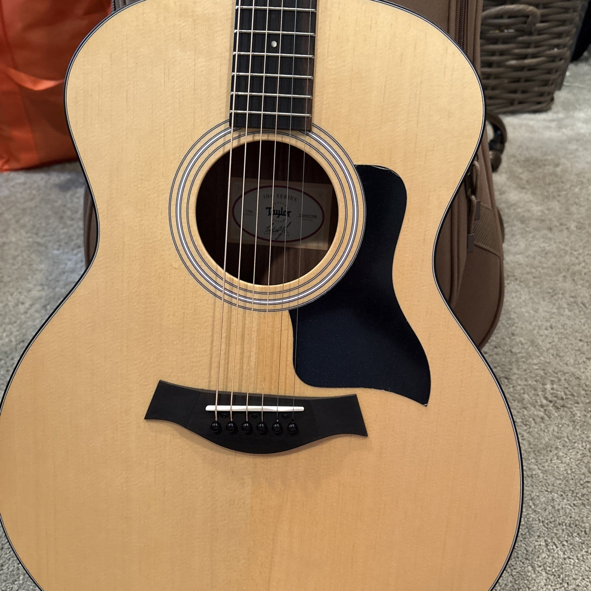 Taylor 114-E 6 Strings Grand Auditorium Electro Acoustic Guitar With Bag
