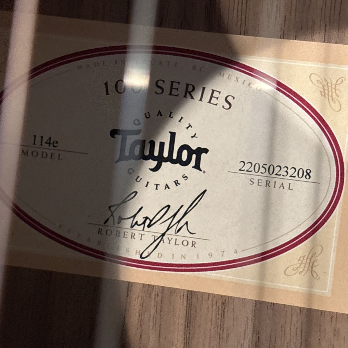 Taylor 114-E 6 Strings Grand Auditorium Electro Acoustic Guitar With Bag