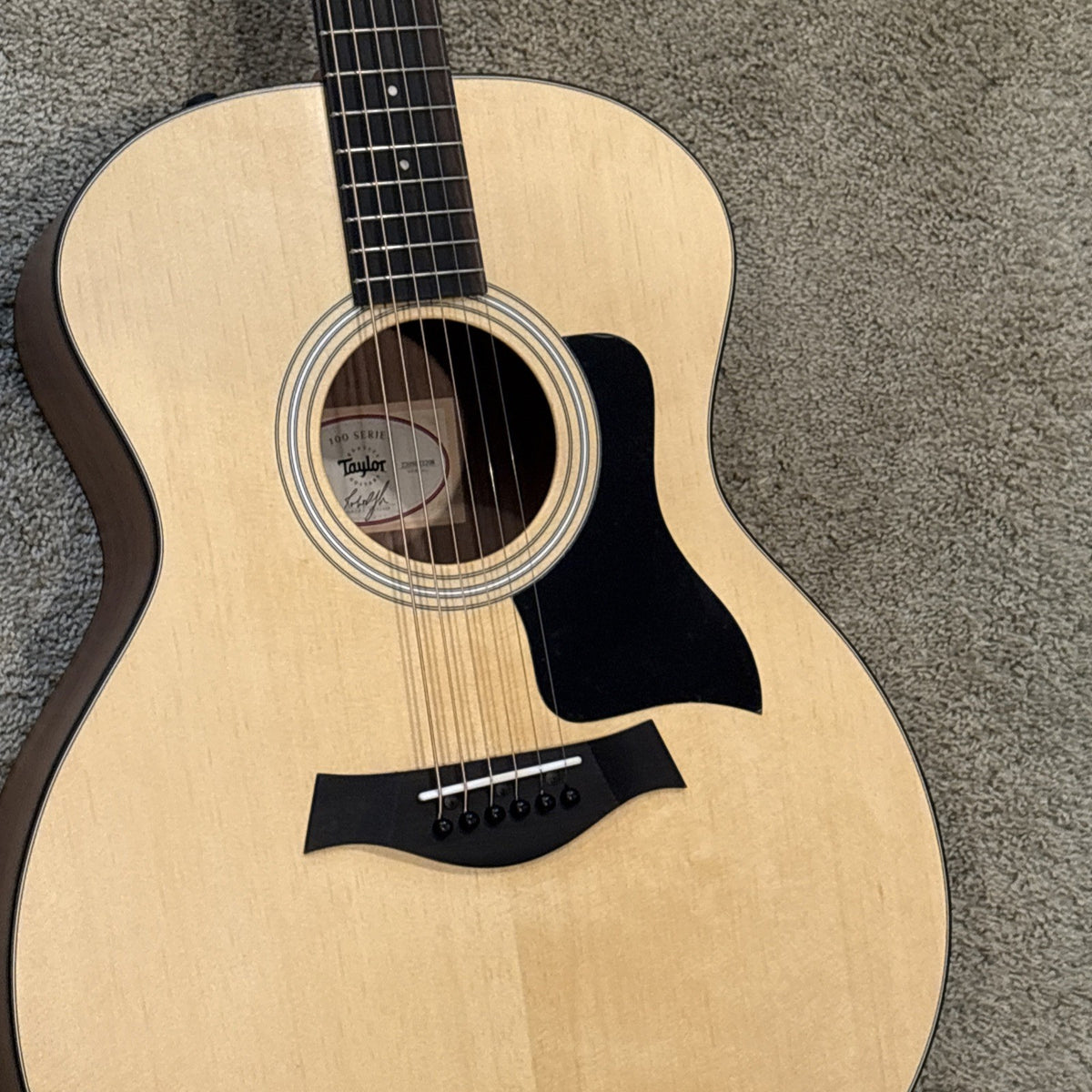 Taylor 114-E 6 Strings Grand Auditorium Electro Acoustic Guitar With Bag